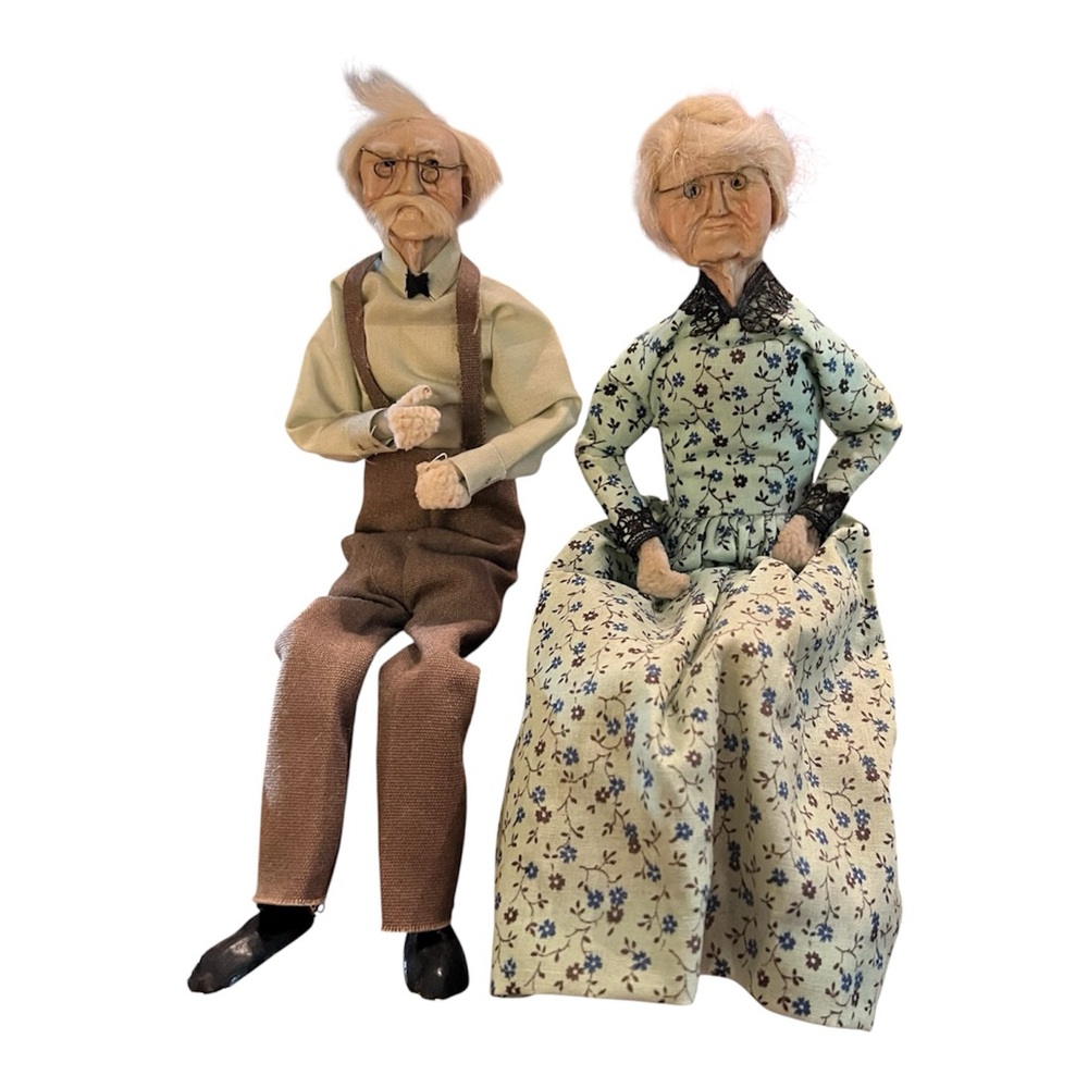 VTG Rena's Dough Originals Ozark Grandma & Grandpa Handmade Dolls 8”